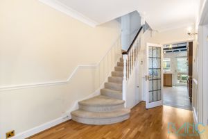 Photo 19- click for photo gallery